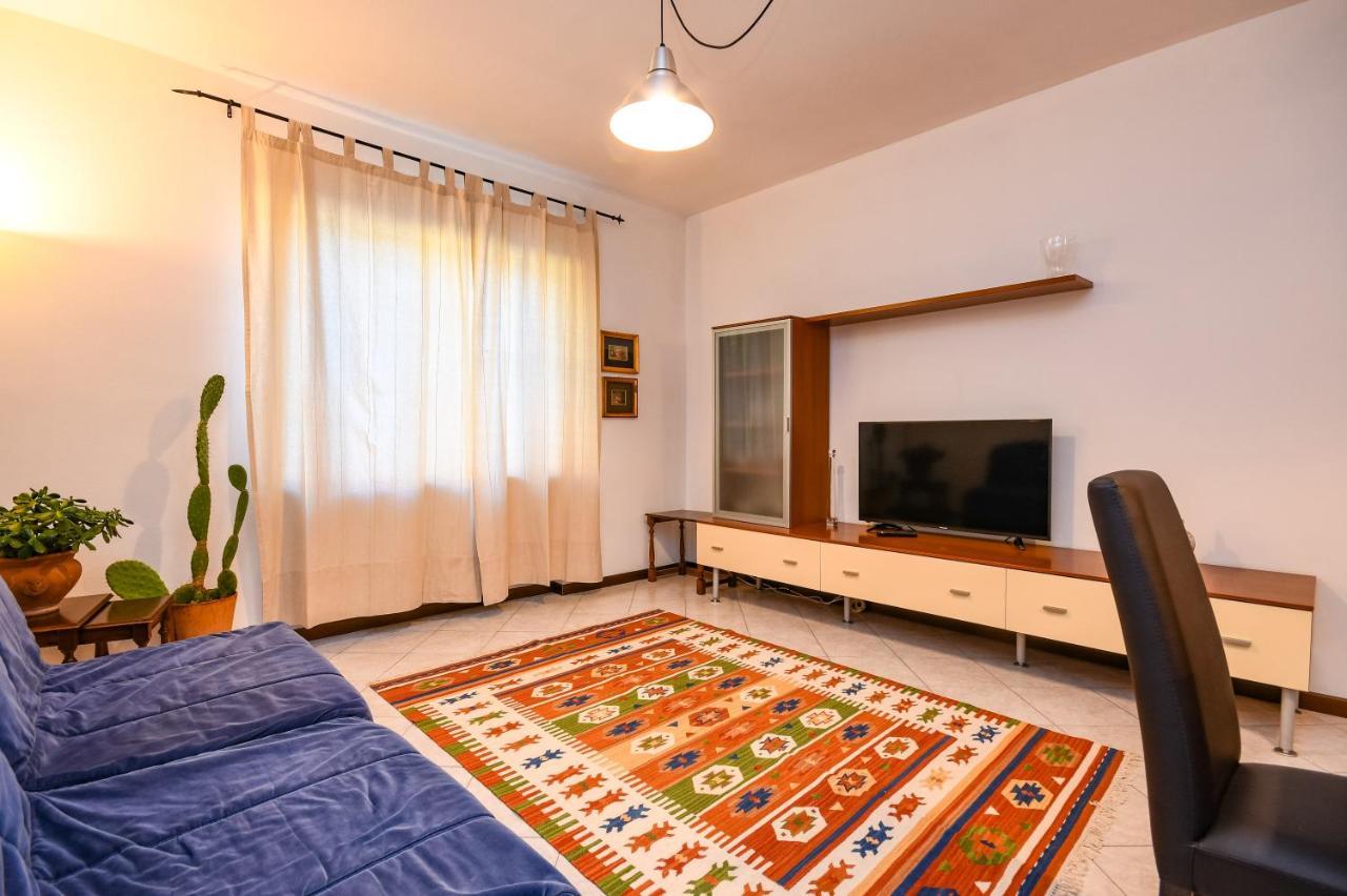 Desenzanoloft Yellow Apartment Desenzano del Garda Exterior foto